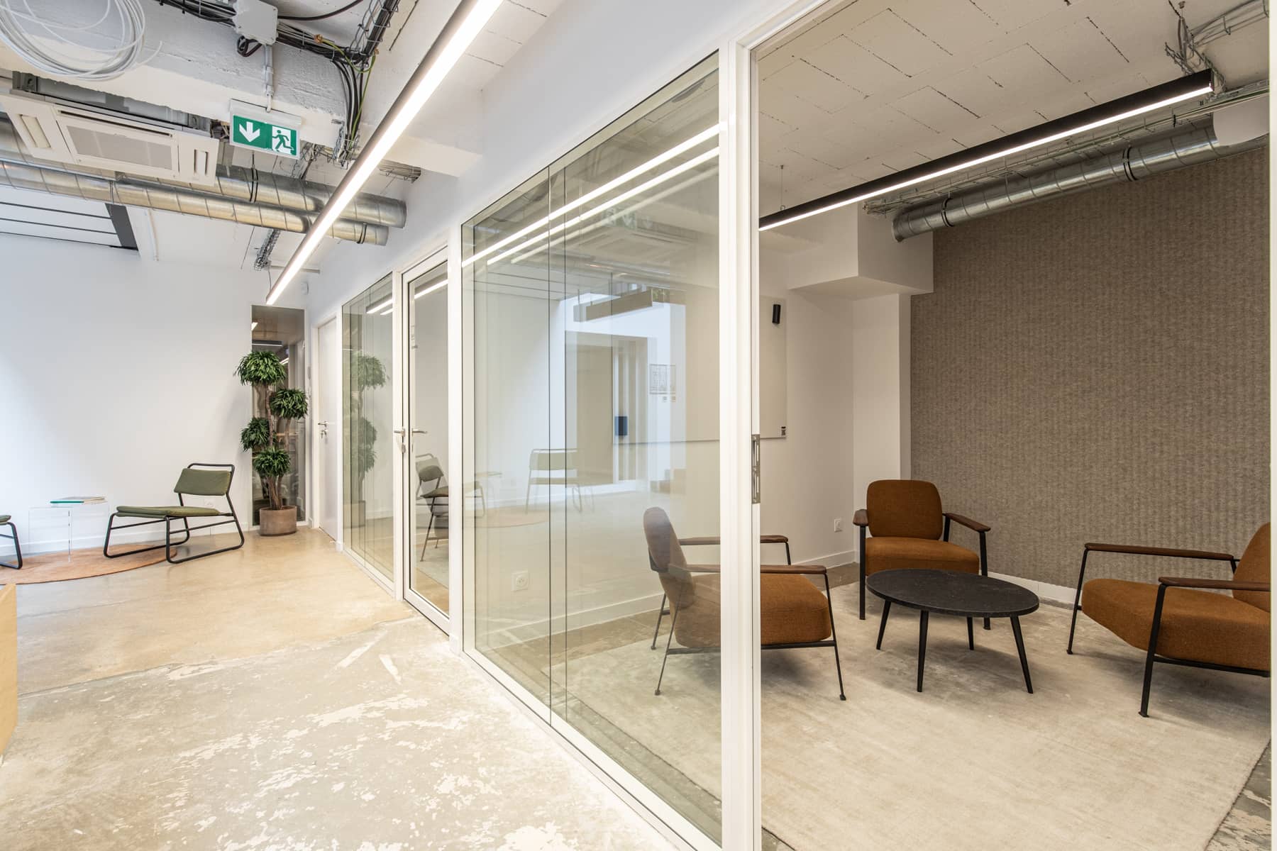 ADV - Architecture et Agencement - ADVstudio.fr - Hexa - Efounders - (56 of 109) Hexa bureaux - Salle de réunion